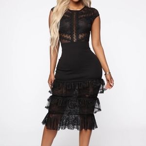 FASHION NOVA Need Attention Lace Black Midi Dress